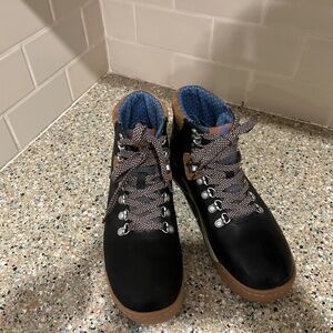 Forsake waterproof boots size 8.5